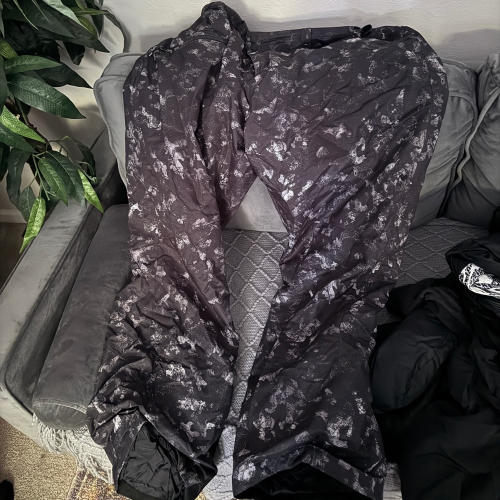 Obermeyer Black ski pants